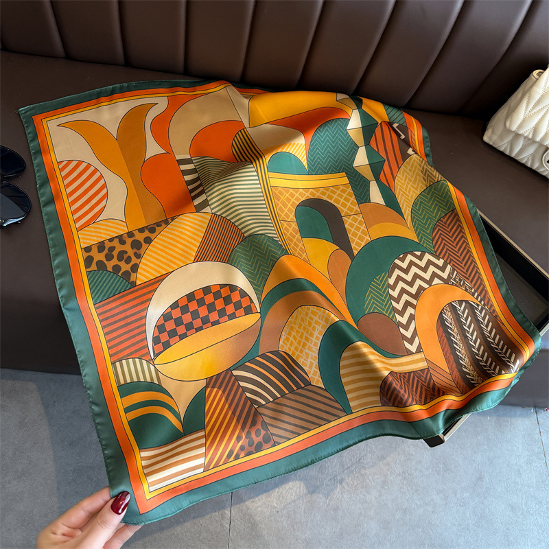 2026 New Geometry Print Silk S - огляд і ціна Silk Neck Scarf